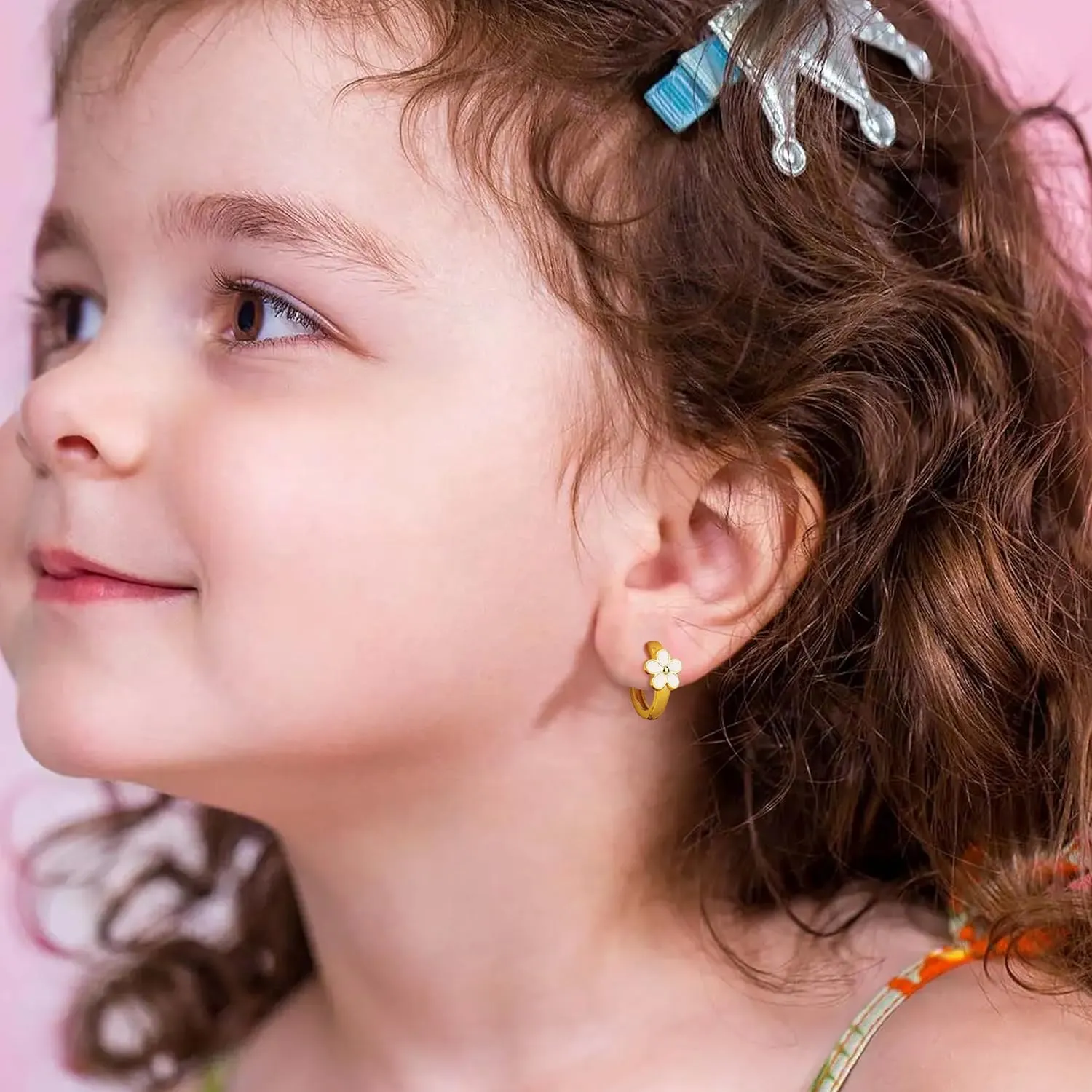 MILACOLATO 925 Sterling Silver Small Hoop Earrings Toddler 18K Gold Plated Huggie Hoop Earrings Daisy Flower Hoop Earrings for Women Hypoallergenic Earrings for Sensitive Ears